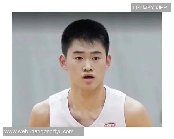 媒体人指出赵维伦需在身体对抗与防守方面进行针对性提升