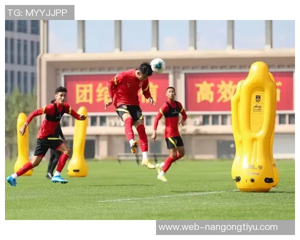 亚泰国字号球员安智诚成功入选U18国足今日在上海开启集训之旅