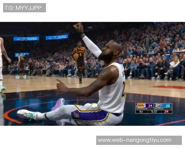 詹姆斯谈比赛防守表现与争议判罚的感受与看法 詹姆斯谈比赛防守表现与争议判罚的感受与看法