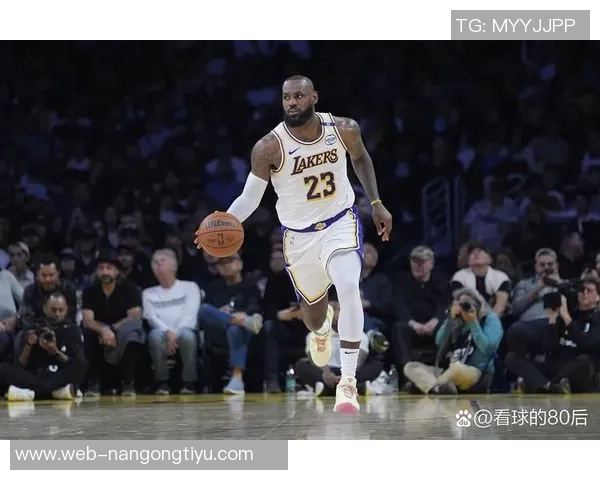 詹姆斯谈训练心得每日挑战促使我不断提升自我准备应对未来比赛