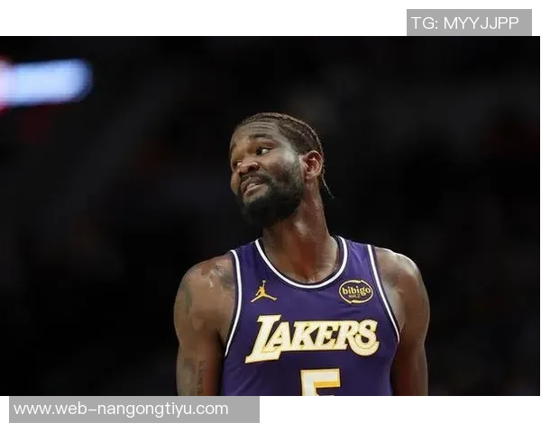 艾顿季前赛表现不佳仅出场21分钟正负值惨遭25创生涯新低