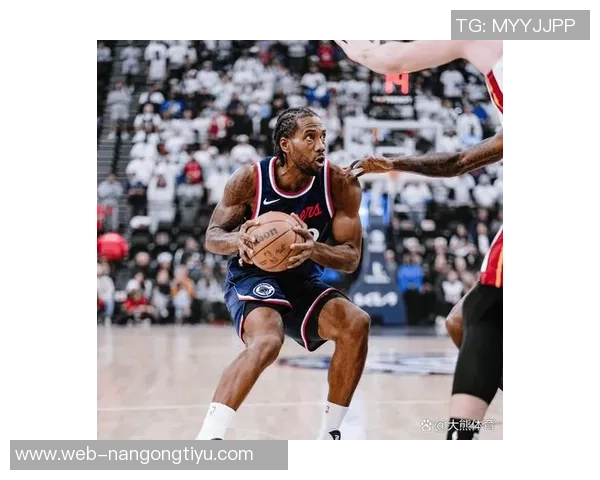 快船在小卡缺阵的情况下逆转猛龙展现强大实力赢得本赛季精彩胜利 快船在小卡缺阵的情况下逆转猛龙展现强大实力赢得本赛季精彩胜利